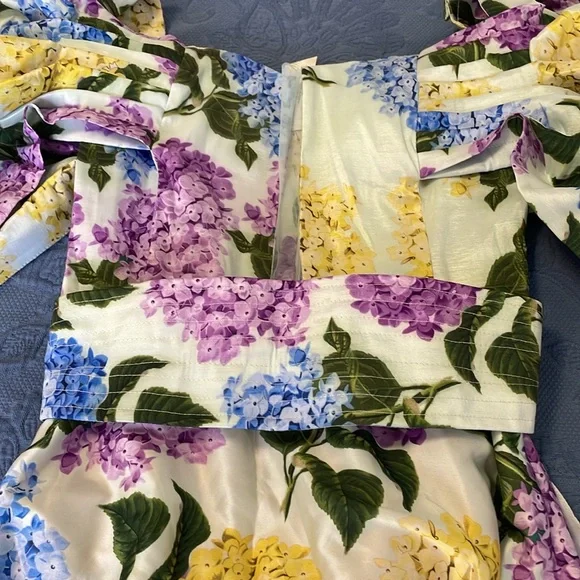 New Mar a Mar Ensencia Floral Hydrangea Satin Dress size Medium - Picture 15 of 15